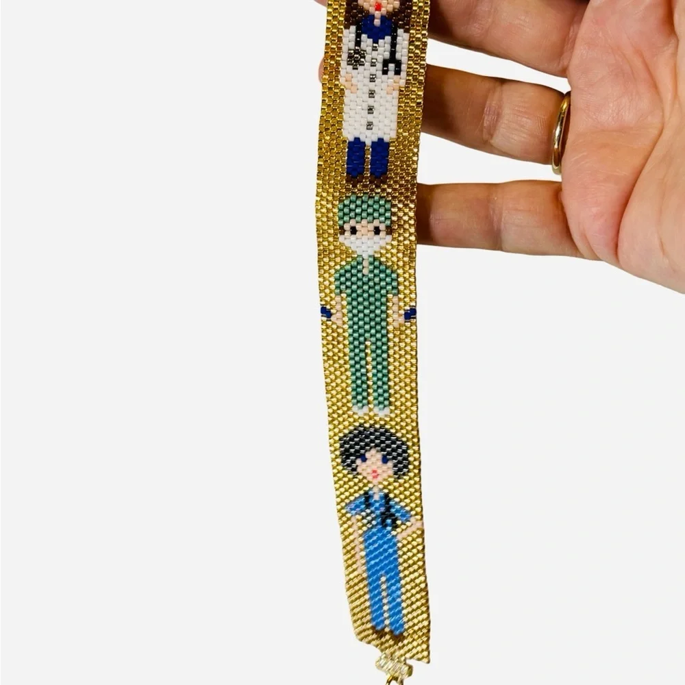 N/A beaded holidays